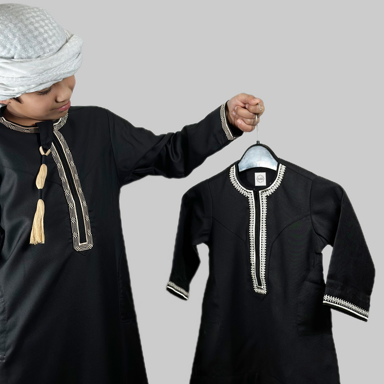 Thobe Rack Traditional Arabic Clothing | Thobe Shop | Arabic Clothes – Al-Haq Thobes