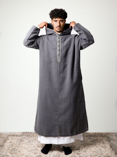 Luxury Dark Grey hooded Moroccan djellaba – view 4