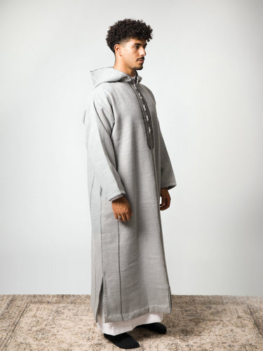 Siroua Light Grey hooded Moroccan djellaba – view 2