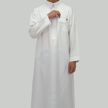 White Abyad Collared Thobe | Signature Defined